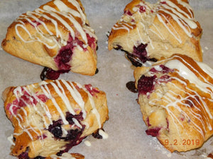 SPECIAL OFFER- 2 White Chocolate & Raspberry Scones